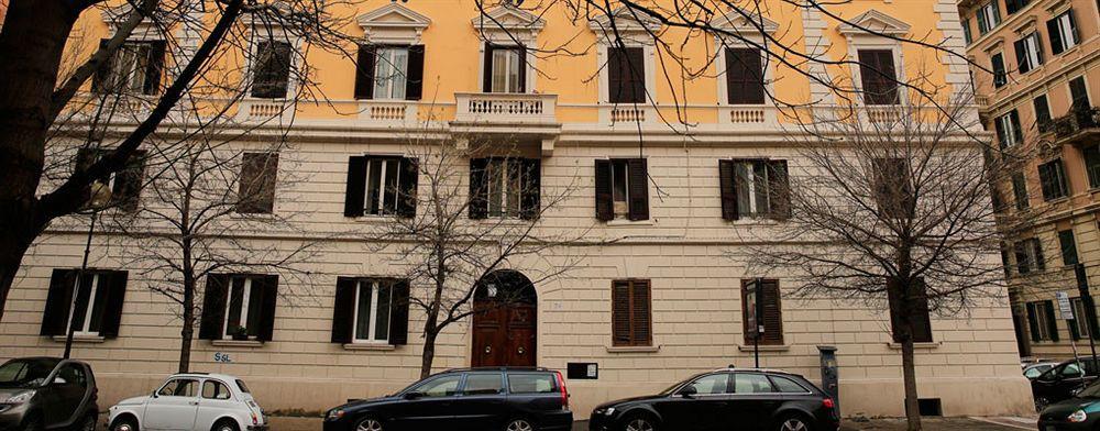 Hotel 74 Crescenzio House à Rome Extérieur photo